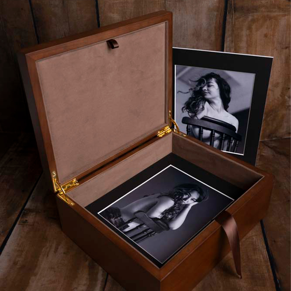 ٭ Écrin en bois massif